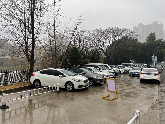 停車不再愁，一鍵可預約車位
